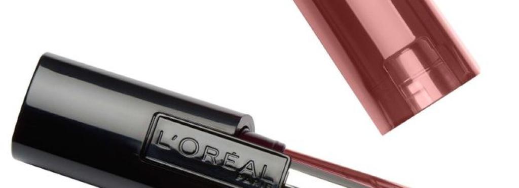 Red Velvet Lipstick L'Oréal Paris Infallible Le Rouge - 829 Resilient Resin
