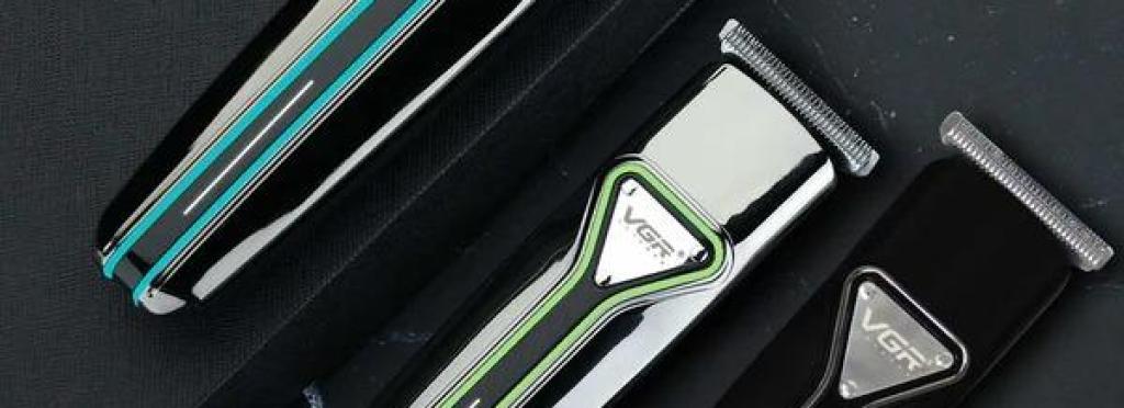 V-008 Professional Electric Hair Clipper for Men by VGR - Rechargeable via USB