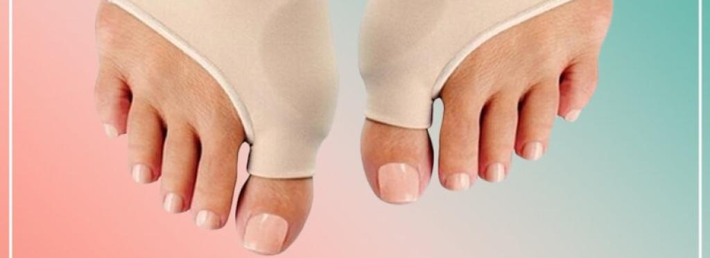 Toe divider strap correcting toe deviation