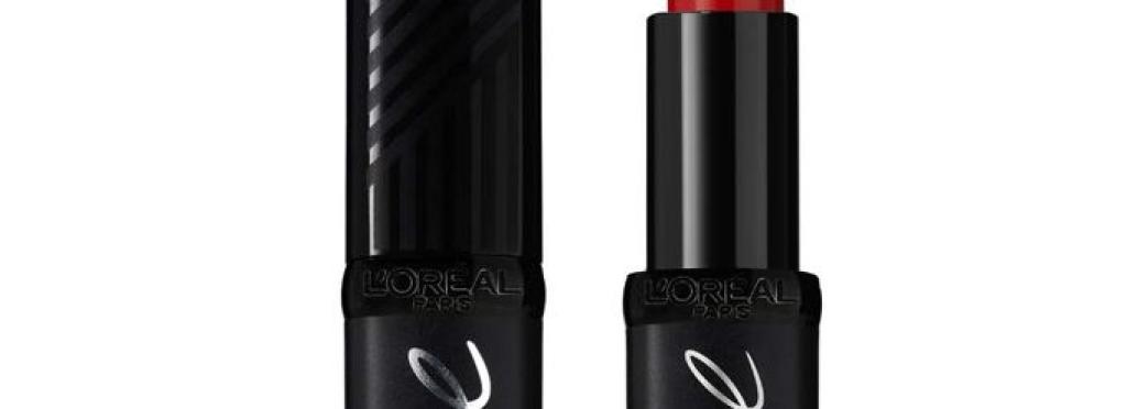 Fiery Red Lipstick L'Oréal Paris Karl Lagerfeld - Provocative