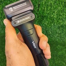 VGR-368 Professional Electric Hair Clipper for Men - Professional Hair Cutting and Smoothing, Cordless, Rechargeable, Black — image 3