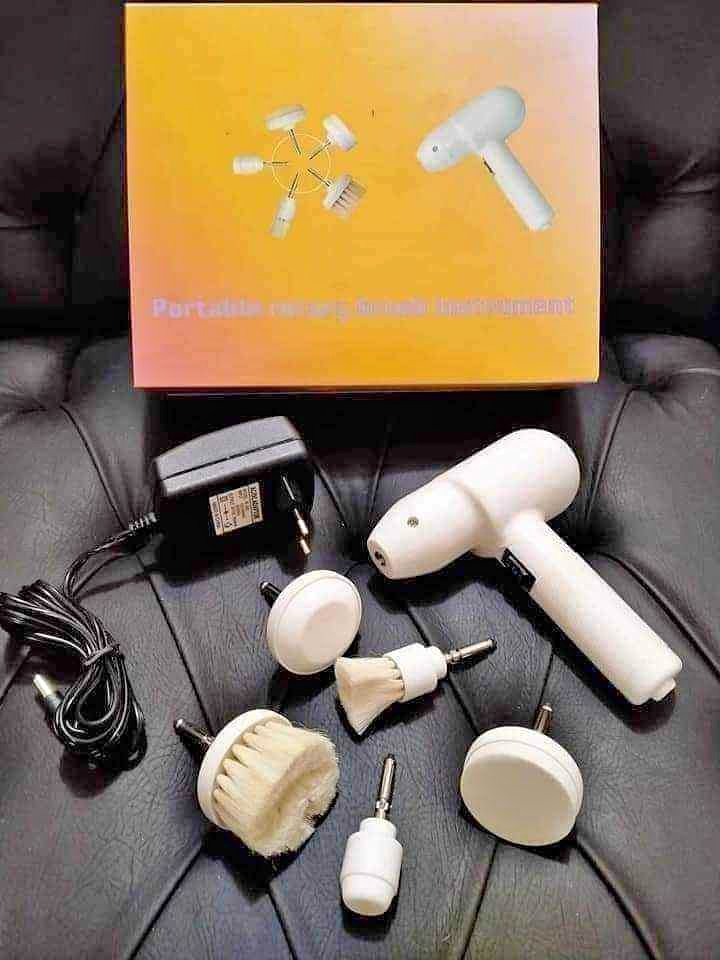 Rotary Facial Cleaner (12-853) - 5 multi-function brushes — image 3