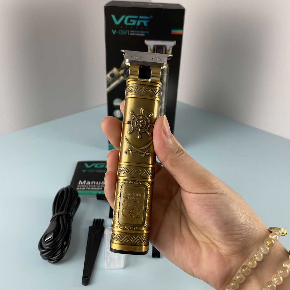 VGR Professional Wireless Hair Clipper VL-097 - 400-Minute Battery, Stainless Steel Blades, LED Display, Turbo Mode, 3 Guide Combs