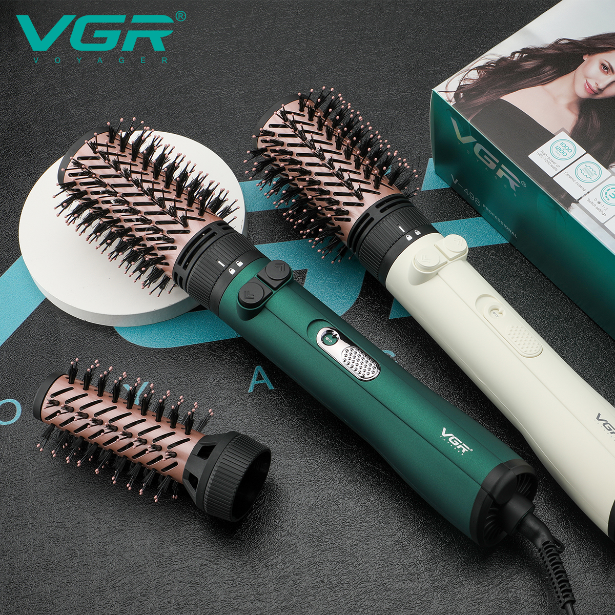 فرشاة مجفف شعر VGR V-498 الأيونية - 3 في 1 لتجفيف وتمليس وتجعيد الشعر، بطلاء سيراميك وسلك دوار 360 درجة، للرجال والنساء