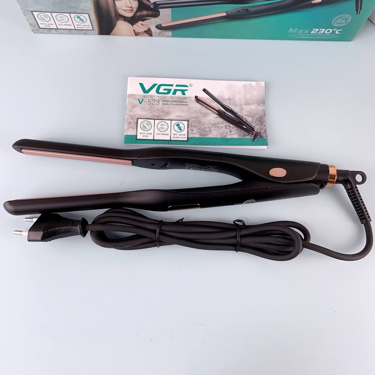 مكواة فرد الشعر VGR V-523 الأصلية الاحترافية - بألواح سيراميك، شاشة LCD للتحكم الدقيق، جهد عالمي 110-240V، تسخين فوري بتقنية PTC