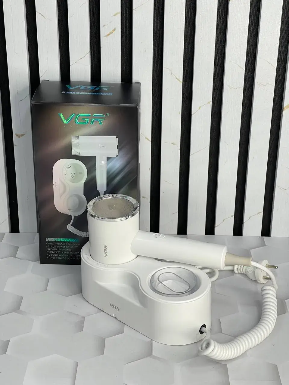 VGR Wall-Mounted Hair Dryer 1600W V-407 — image 4