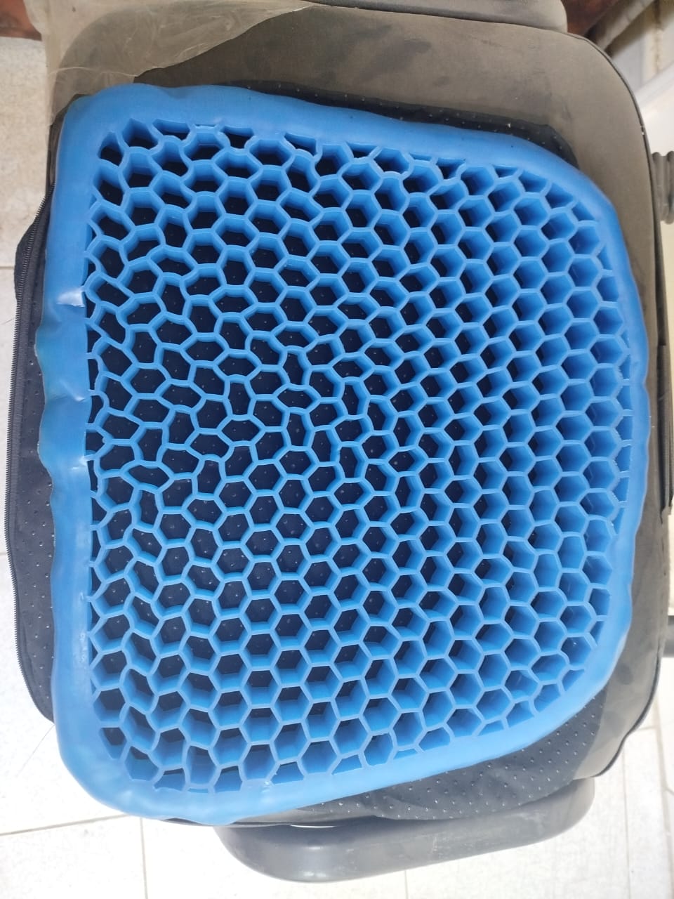 Medical silicone cushion for comfortable sitting - egg sitter - Egg Comfortable Seat — image 5