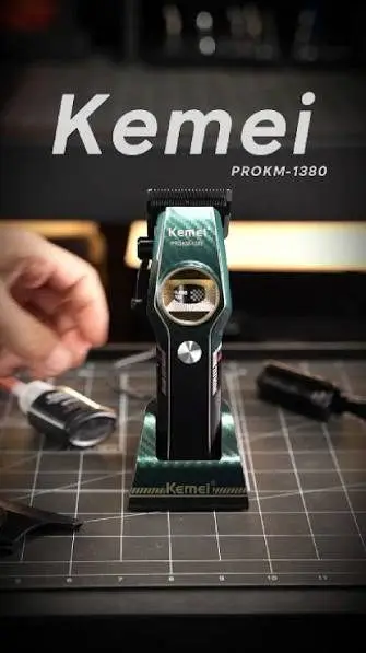 Kemei km-1380 ماكينة قص شعر لاسلكية للرجال لقص شعر الرأس للاستخدام المنزلي أو في صالونات الحلاقة
