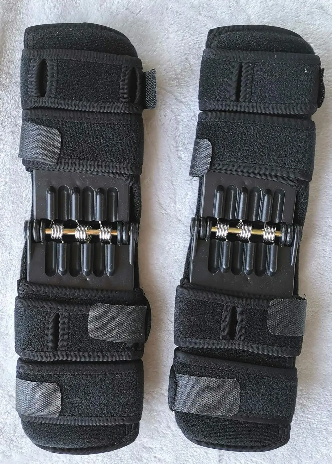 Knee Brace for Support During Intense Workouts — image 3