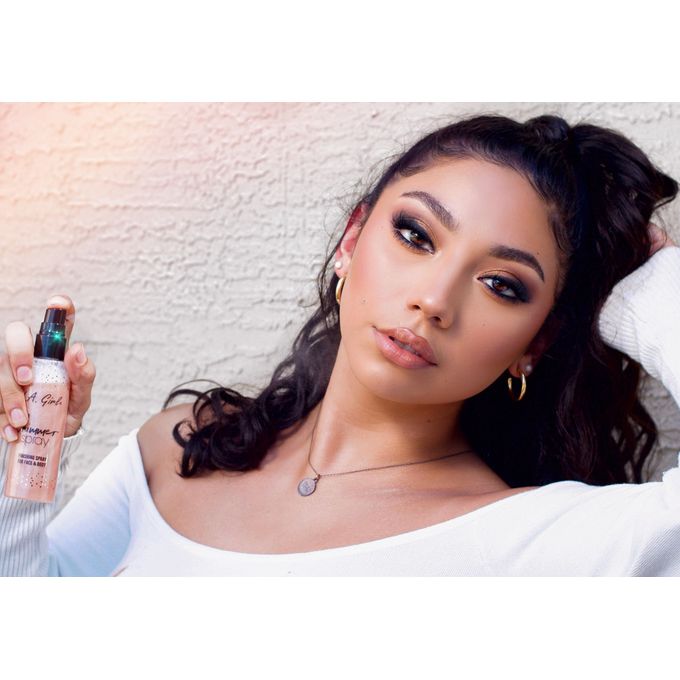 Lay Girl Body and Face Highlighter Spray Rose Gold - 80ml — image 2