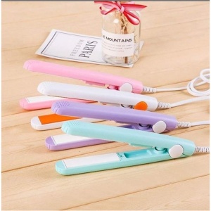 مكواة شعر صغيرة ميني لفرد الشعر درجة حرارة 374 فهرنهايت Mini Hair Straightener اشتري مكواة شعر صغيرة ميني