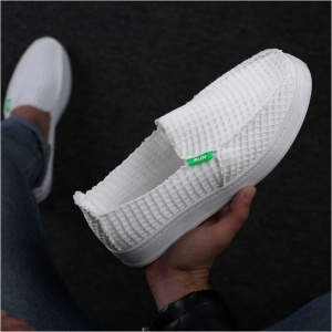Men's mesh knit sneaker imported easy to wear -white