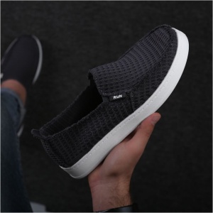 Men's mesh knit sneaker imported easy to wear -gray