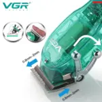 ماكينة حلاقة VGR متعددة الاستخدامات - V-660 مكنه باللون الأخضر